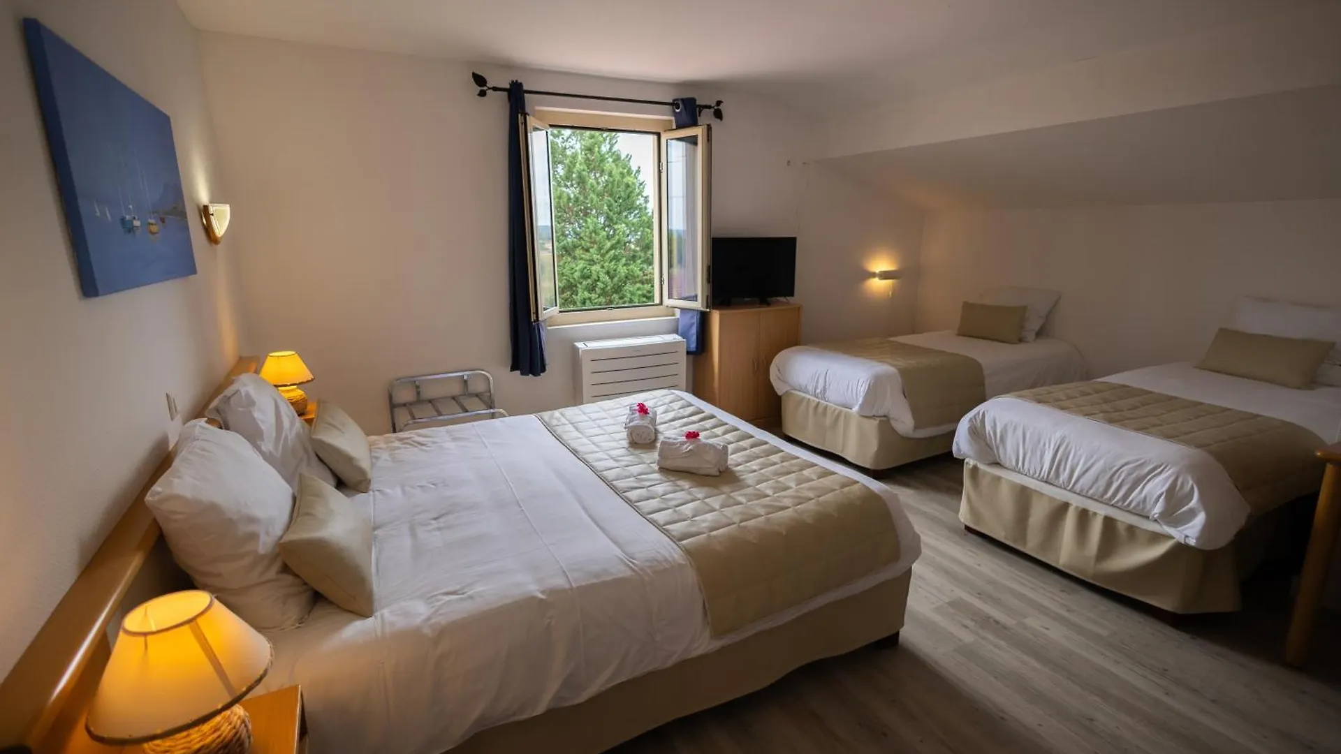 فندق Logis Des Cretes De Pignols مْواساك