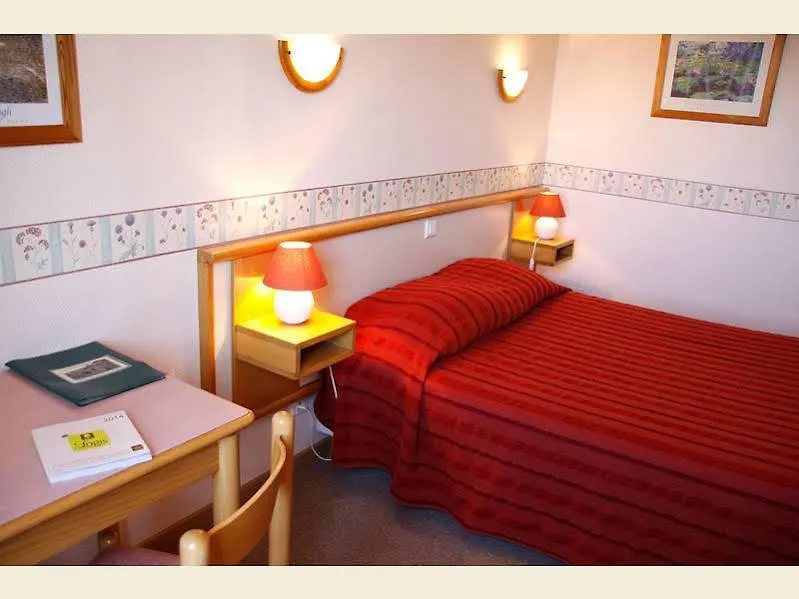 فندق Logis Des Cretes De Pignols مْواساك